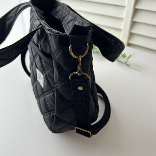 受注制作》撥水加工キルトショルダーバッグ ダブルステッチナイロン