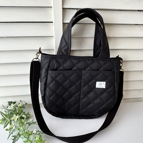 【ゆうママ】30cmファスナーショルダーバッグ　ナイロンオックスキルト ゆうママ】30cmファスナーショルダーバッグ ナイロンオックスキルト