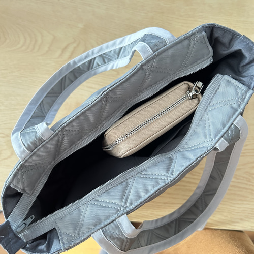 受注制作》撥水加工キルトショルダーバッグ ダブルステッチナイロン