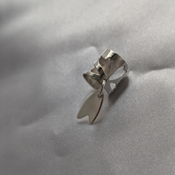 イヤーカフ“揺れるひとひら”  silver925 4枚目の画像