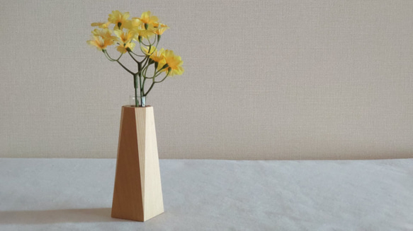 縁起の良いの八角形デザインのフラワーベース 縁起の良いの八角形デザインのフラワーベース 青山フラワー