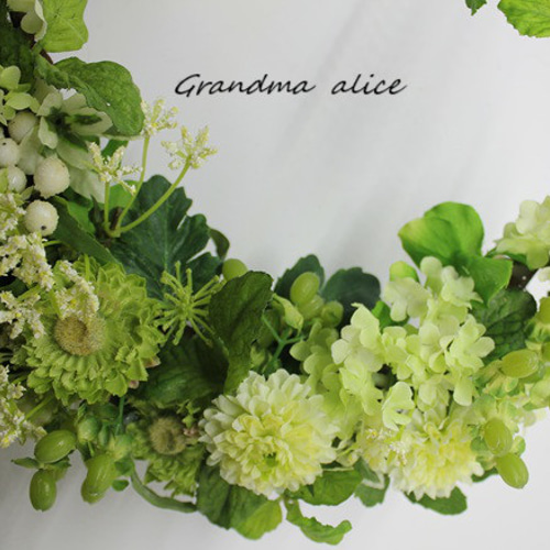 淡い緑の花たちのリース1点物＊ アートフラワー Grandma Alice