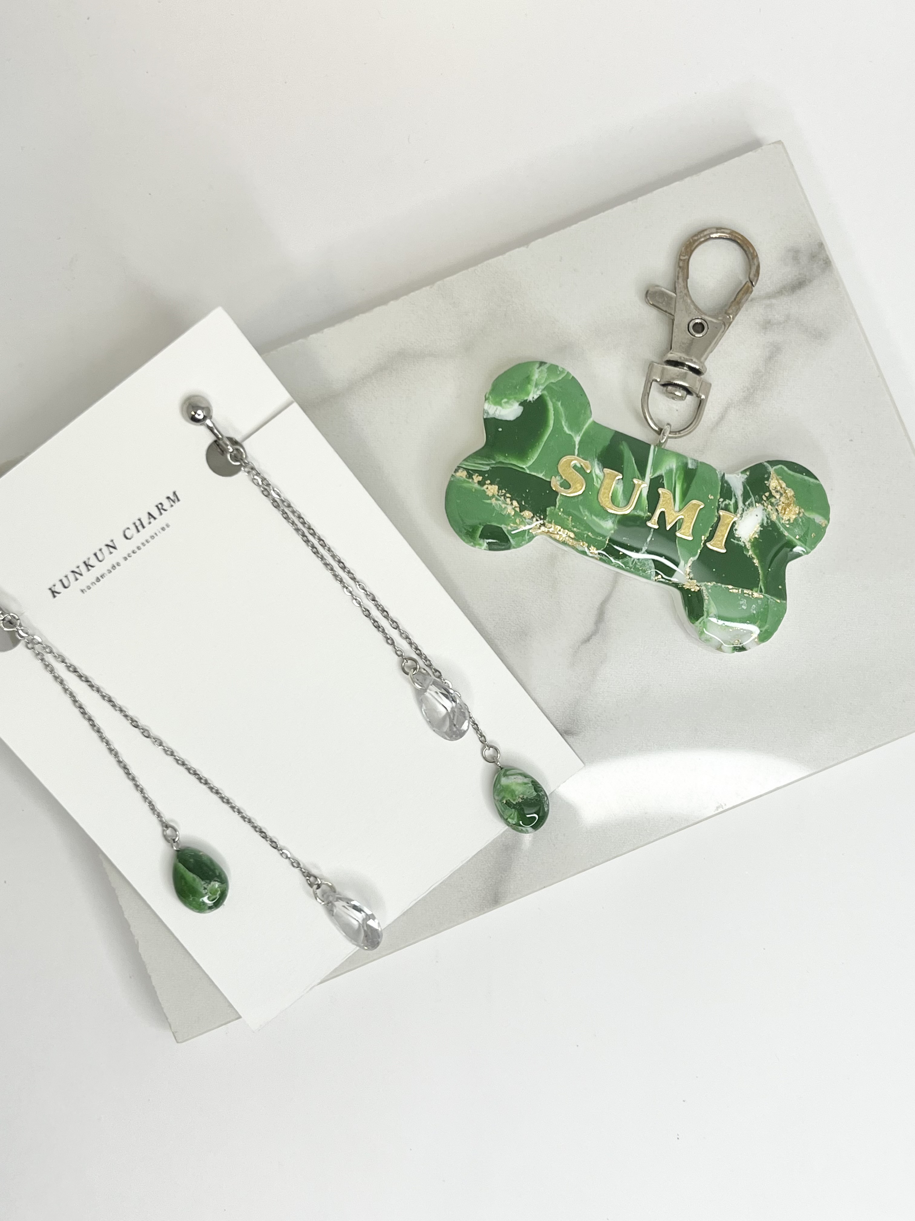 新緑のチャーム&揺れるロングイヤリング【愛犬とお揃いアクセサリー】