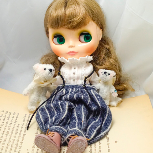 B55 白クマ_中☆6.3cm☆誕生石付 モールドール モールベア ブライス