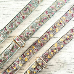 印度刺繡絲帶智慧型手機肩帶肩帶心型花 第3張的照片