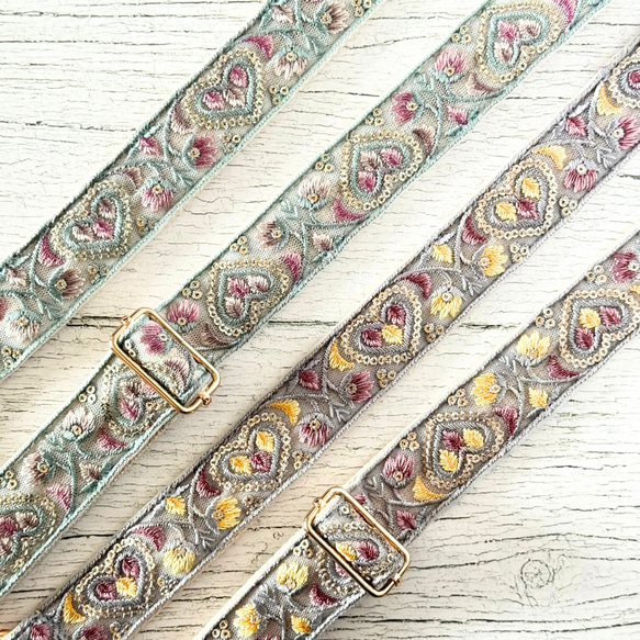 印度刺繡絲帶智慧型手機肩帶肩帶心型花 第3張的照片