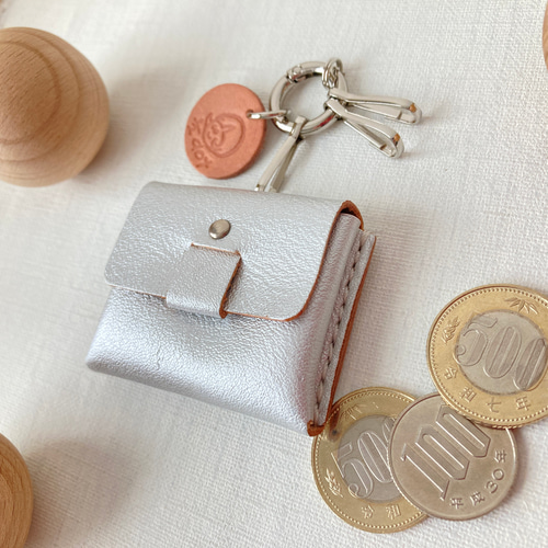 シルバー》ちびバッグ・コインケース〔丸カラビナ付き〕ミニ財布
