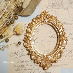 【セール中】ヴィンテージカメオクリエーションオーバルゴールドカラーフレーム セール中】ヴィンテージカメオクリエーションオーバルゴールドカラー
