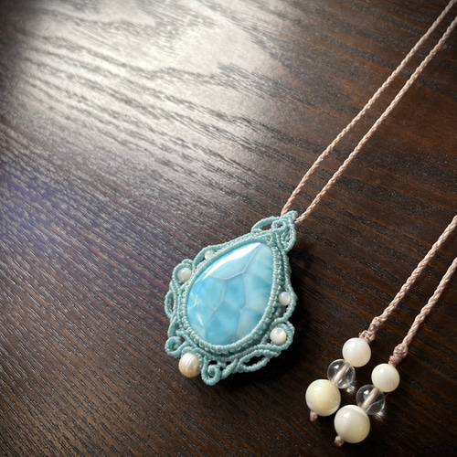 おだやかな波の誘い♪大粒ラリマーの天然石マクラメ編みネックレス