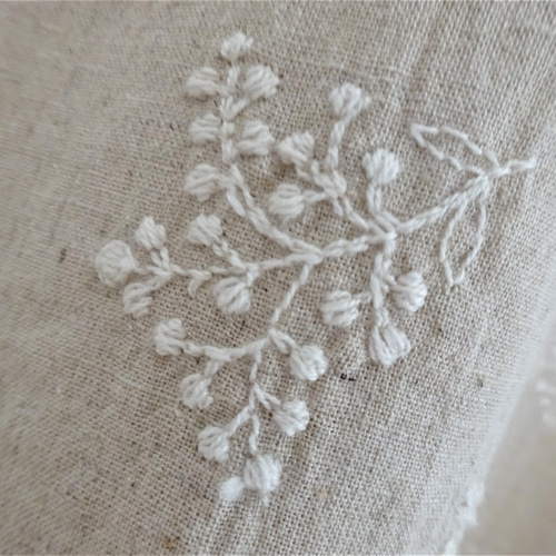 総刺繍 かすみ草のコットンリネン Aラインワンピース◇綿麻 草花 花柄