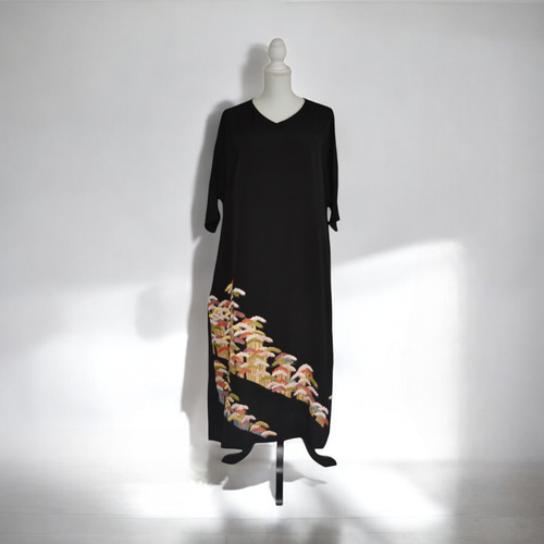 XL ,着物リメイク,上品ワンピース, 黒留袖リメイク ワンピース, ,上品