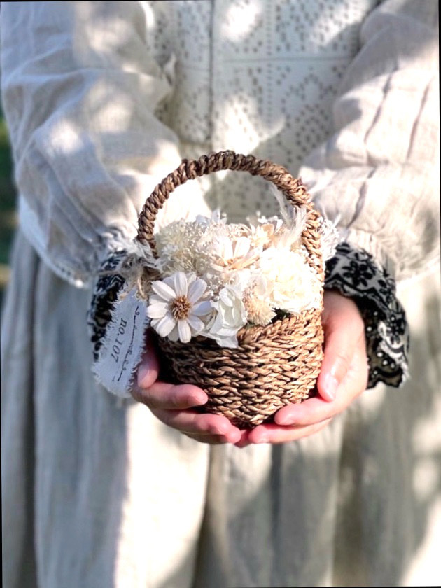 母の日　プリザーブドフラワー　フラワーバスケット　母の日ギフト　ホワイト