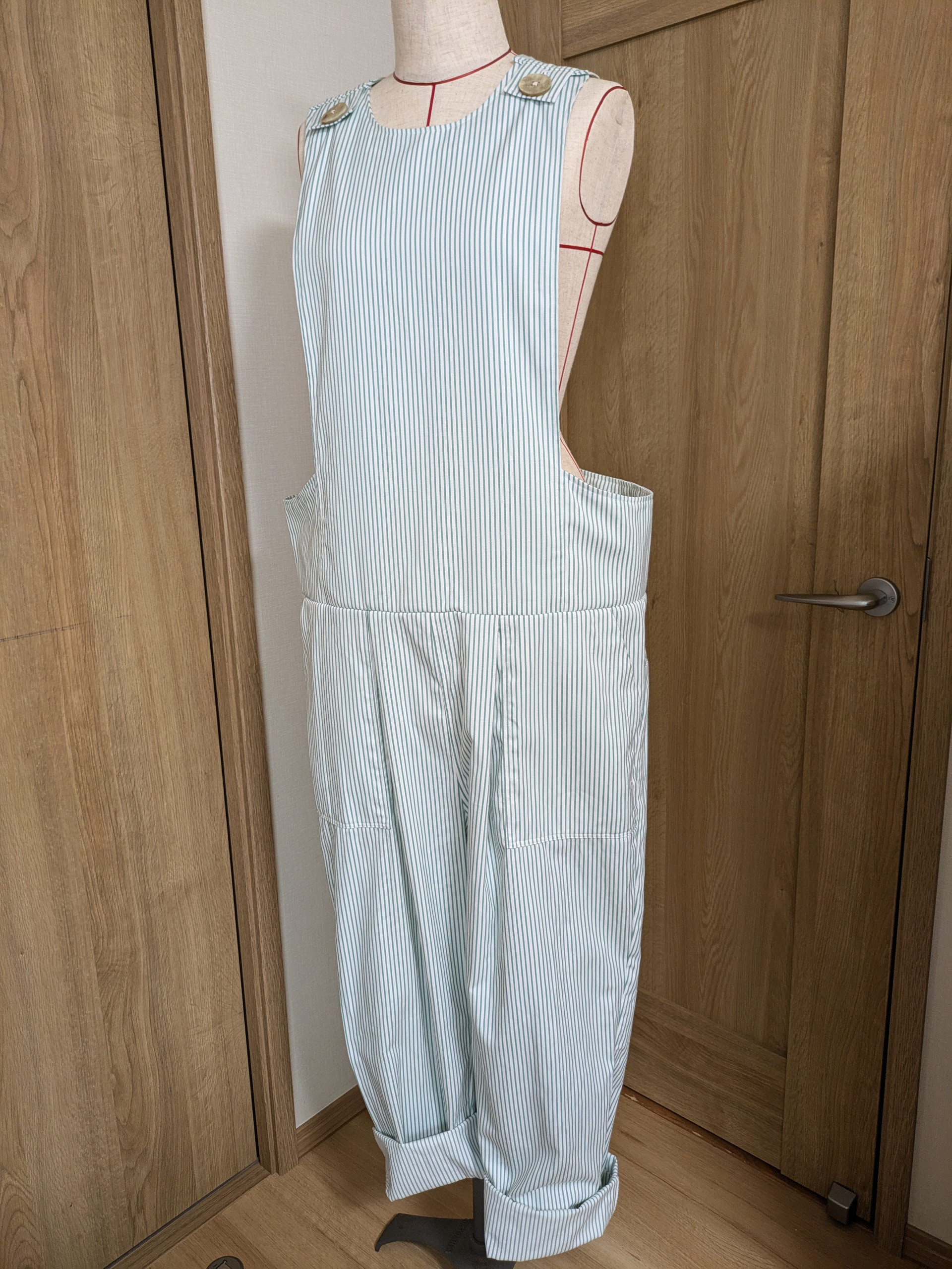 春色　サロペットパンツ