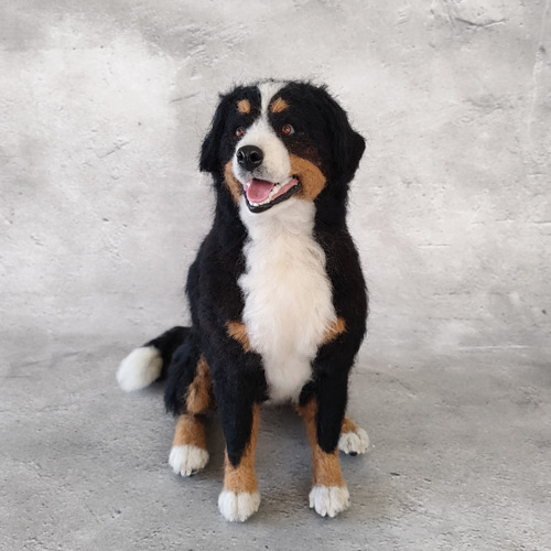 笑顔のバーニーズマウンテンドッグさん 羊毛フェルト 羊毛わんこ 福や