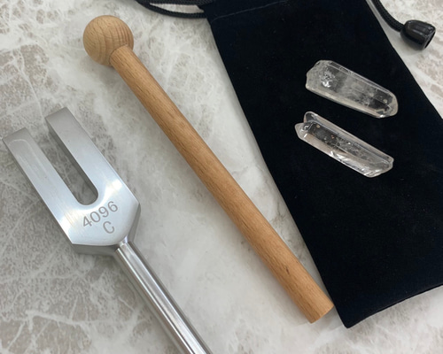 G1571 卸価格 音叉 4096Hz 音叉浄化 リラクゼーション チューナー 木製