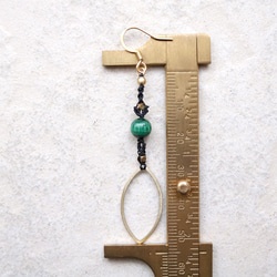 マーキスブラスフープマラカイトマクラメピアスmacp128天然石エスニックアジアンエキゾチックなアレルギーフリーピアス 6枚目の画像