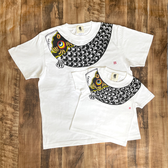 鯉のぼり柄手描きTシャツ 親子セット 送料無料 【creema限定】 1枚目の画像