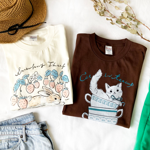 【７月下旬発送】苺泥棒うさぎＴシャツ（クリーム）｜半袖〔動物シリーズ〕 6枚目の画像