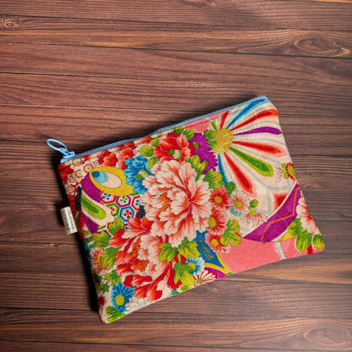 着物リメイクポーチ ポーチ lovesirius 通販 19187055｜Creema(クリーマ)