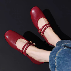 ロングシーズン活躍するマストハブの1足です。パンプス ローヒール 母趾にやさしい美パンプス メリージェーンシューズ 本革 1枚目の画像