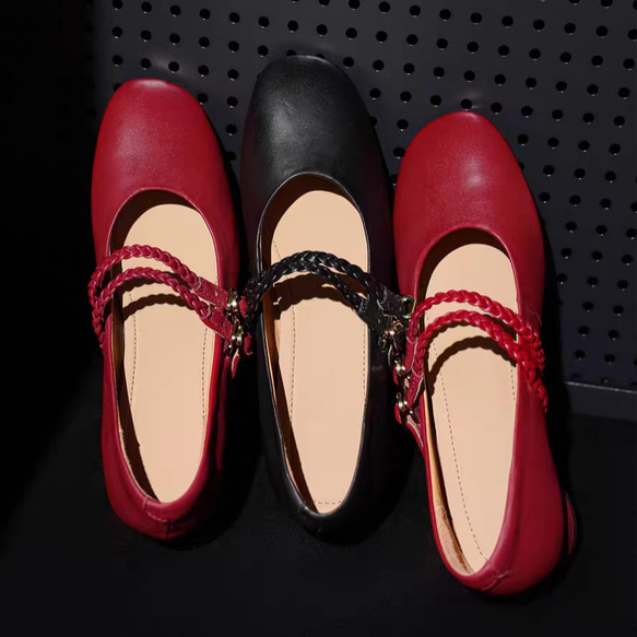 ロングシーズン活躍するマストハブの1足です。パンプス ローヒール 母趾にやさしい美パンプス メリージェーンシューズ 本革 7枚目の画像