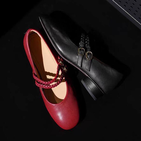 ロングシーズン活躍するマストハブの1足です。パンプス ローヒール 母趾にやさしい美パンプス メリージェーンシューズ 本革 6枚目の画像