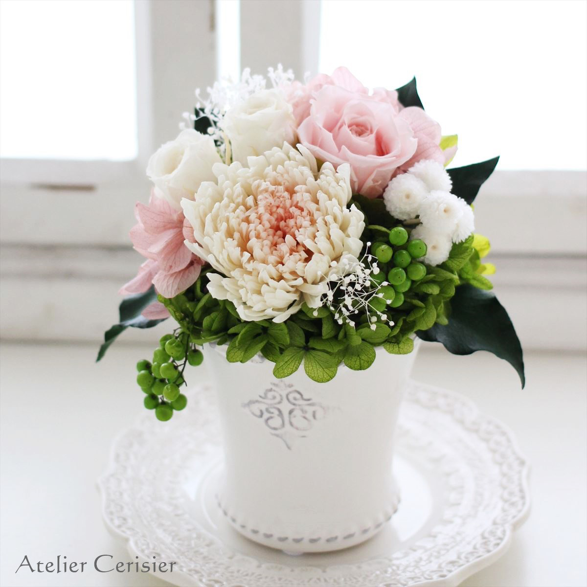 プリザーブドフラワー 仏花＜シャルロット SSサイズ＞ホワイトピンク 菊 ミニアレンジ お供え花