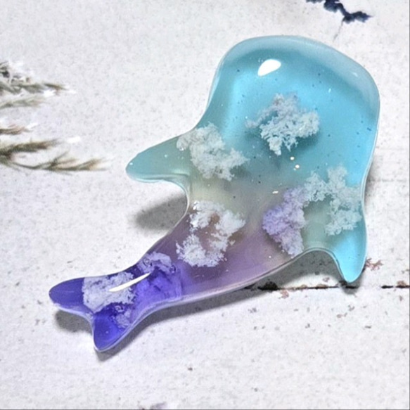 空のともだち　ジンベイザメ(暮れゆく空)　ピンバッジ　送料込み 2枚目の画像