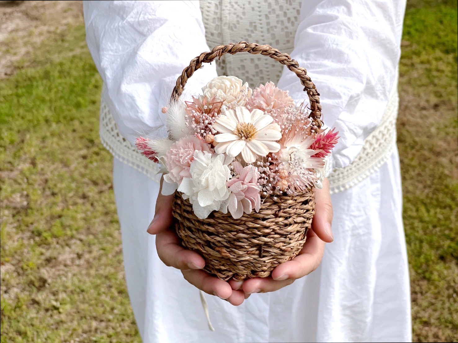 母の日　プリザーブドフラワー　フラワーバスケット　母の日ギフト　ピンク　カーネーション 5,015円