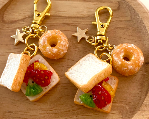 フルーツ 食パン ドーナツ フェイクフード チャーム 食品サンプル