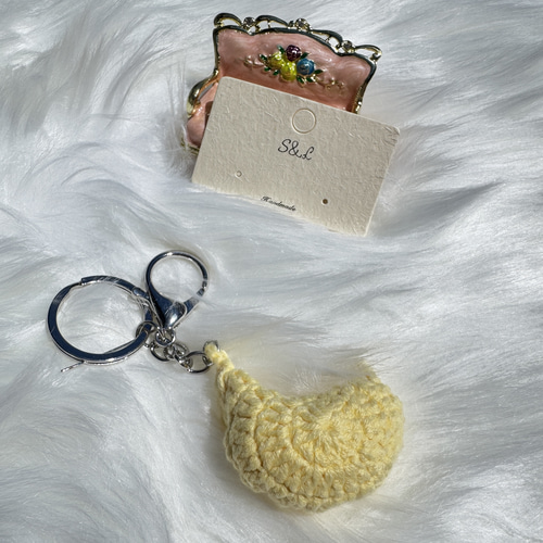 餃子キーホルダー、毛糸編み、面白い その他携帯アクセサリー Happy