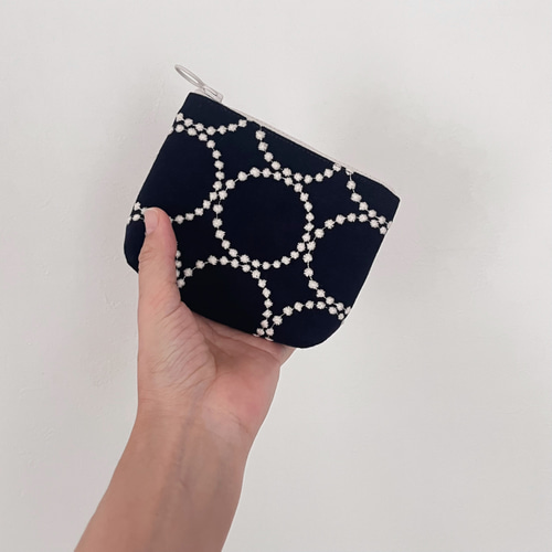 mina perhonen tambourine ミニ ポーチ ミナペルホネン の刺繍生地