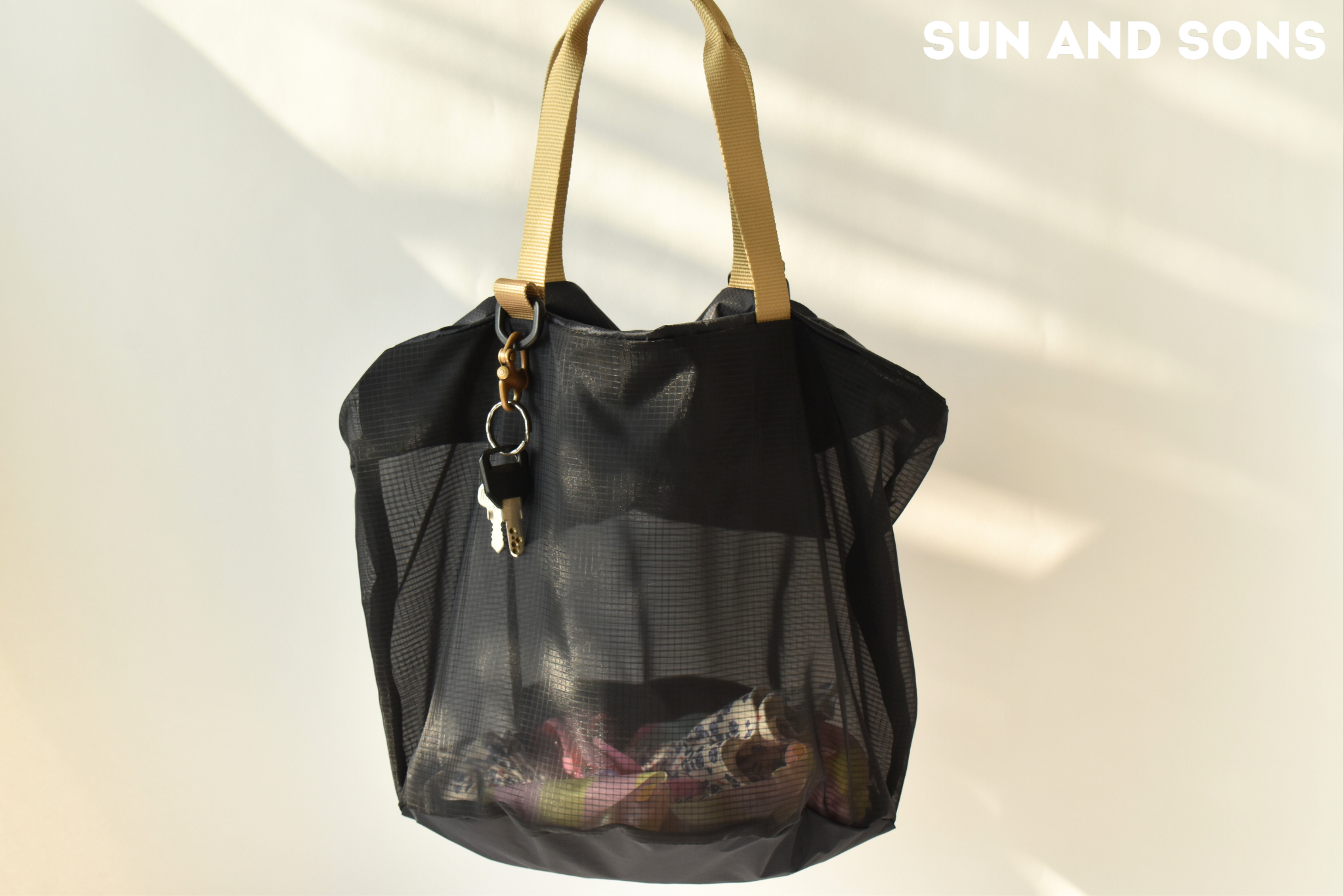 丸底 バケツ型 トートバッグ メッシュバッグ 軽量 アウトドア キャンプ プールバッグ 巾着バッグ 防水 撥水 シアー