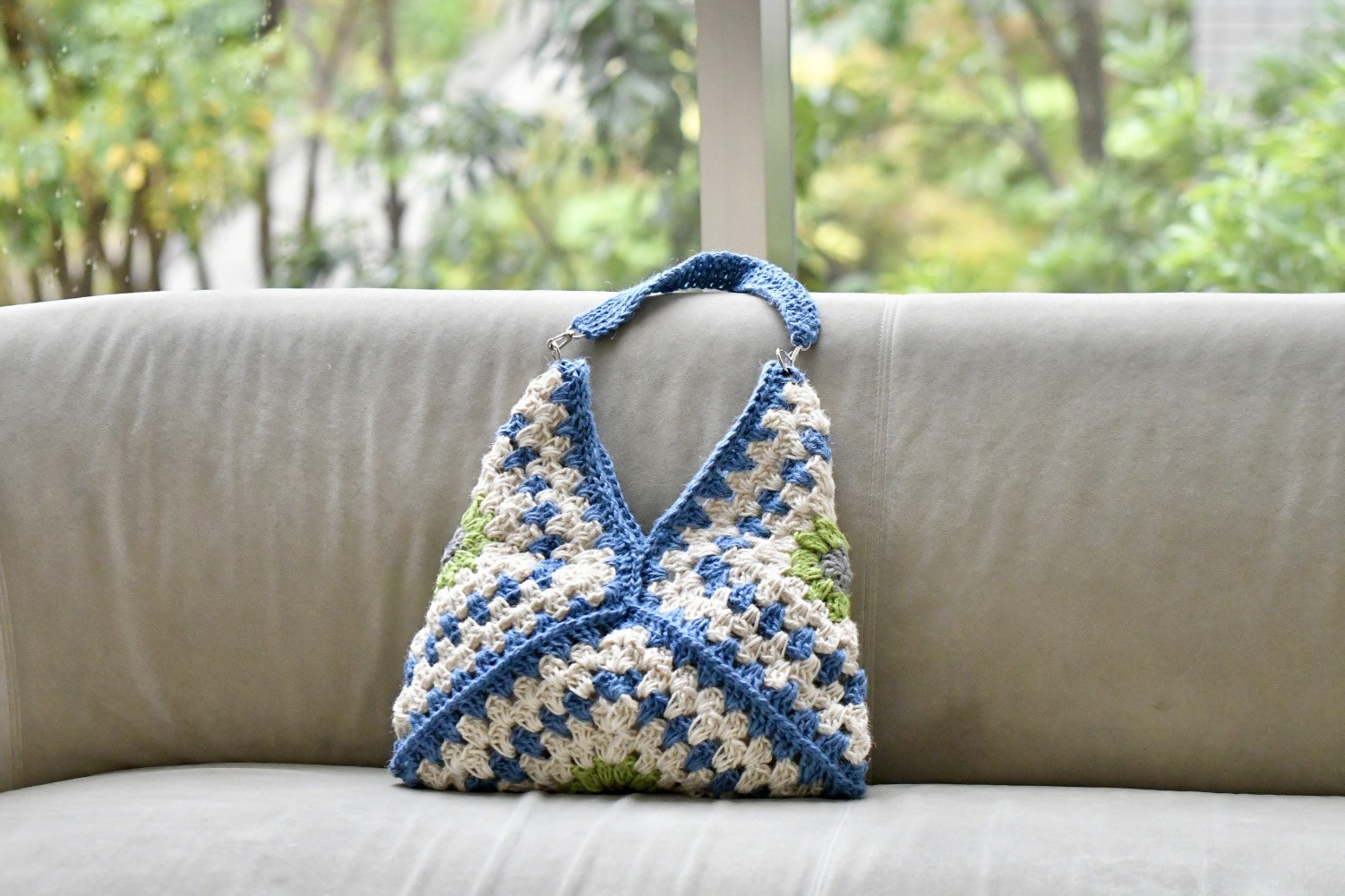 お花モチーフバッグ（ブルー、生成り内布付き）受注製作