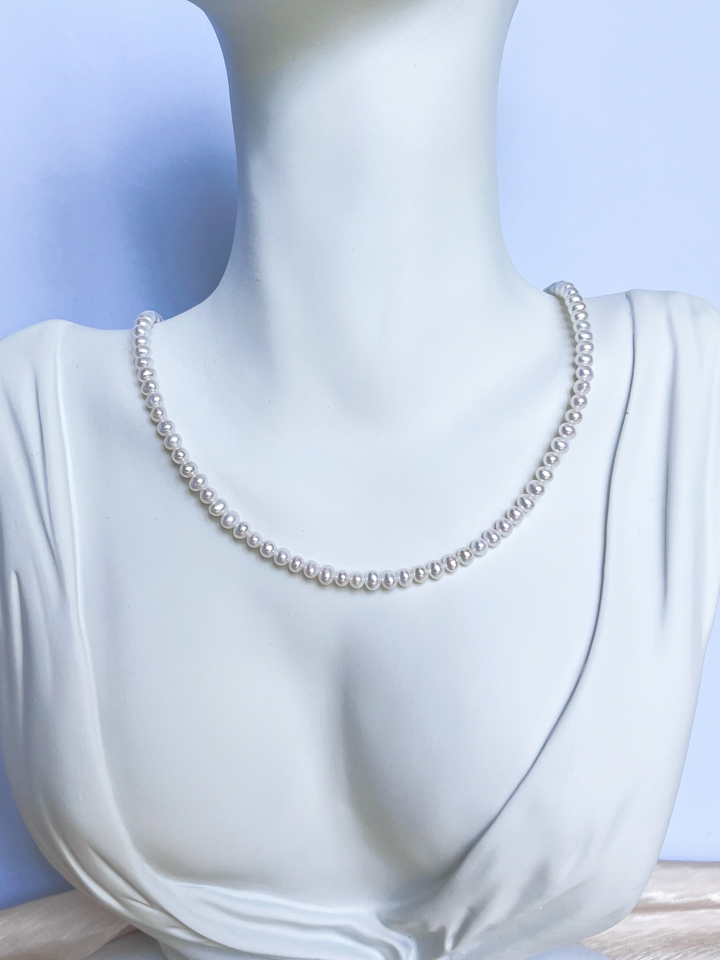 【毎日に寄り添う小さな輝き】3-4mm 淡水パールネックレス／強光・S925／40cm