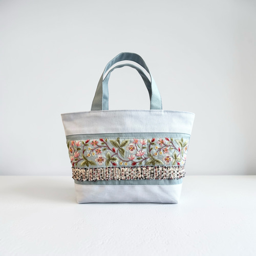晴れやかブルー/インド刺繍×キラキラツイード 帆布◇トートバッグ