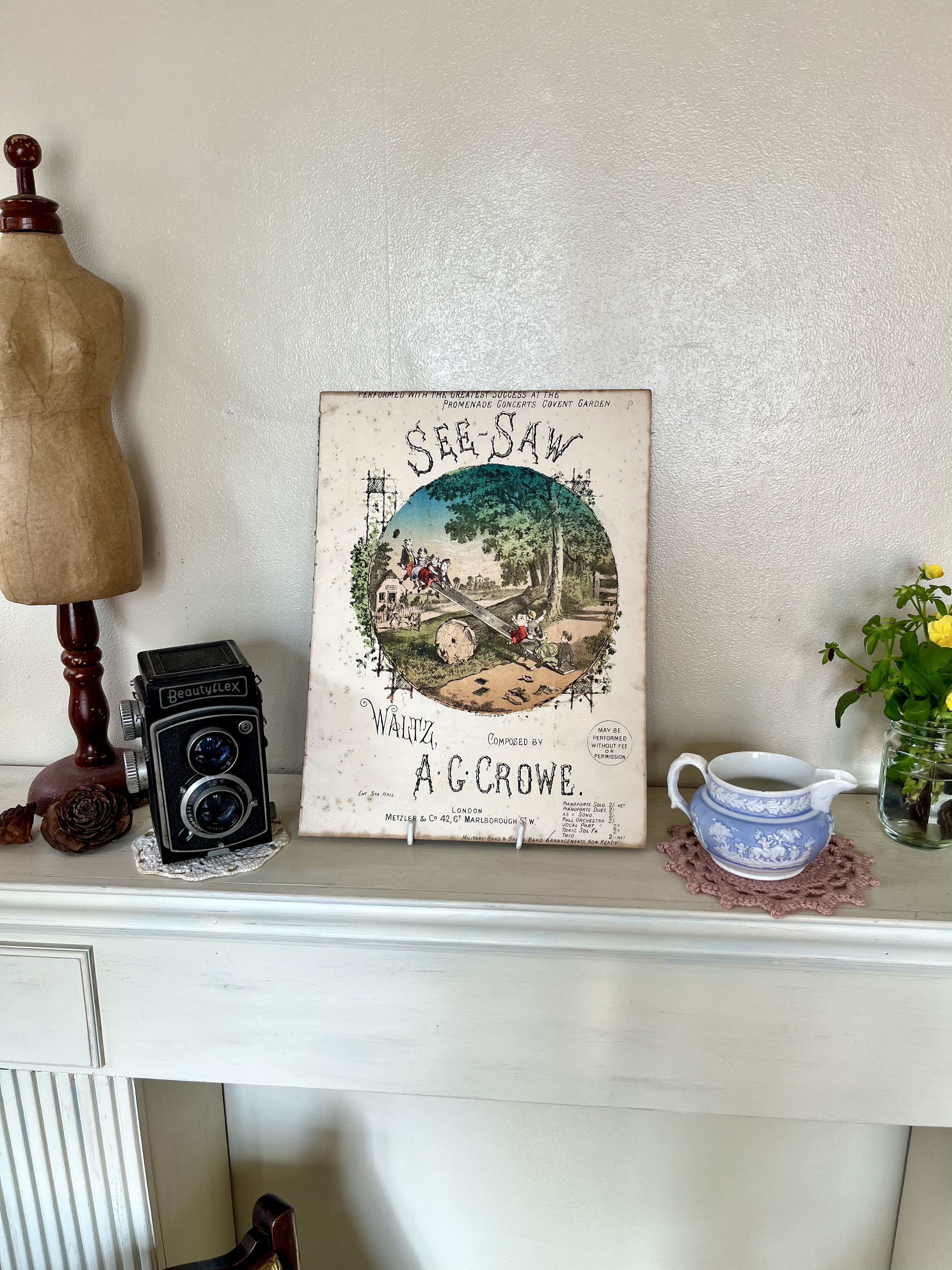 英国で出会った♪1880年代 アンティークの大判の楽譜　「SEE-SAW WALTZ 」8枚16ページ