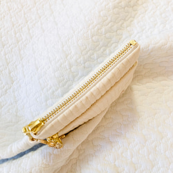 月と星　nubiアイボリー×スキンベージュ　ダブルファスナー　コインケース　ミニポーチ　ヌビ 財布　刺繍 　大人可愛い 6枚目の画像