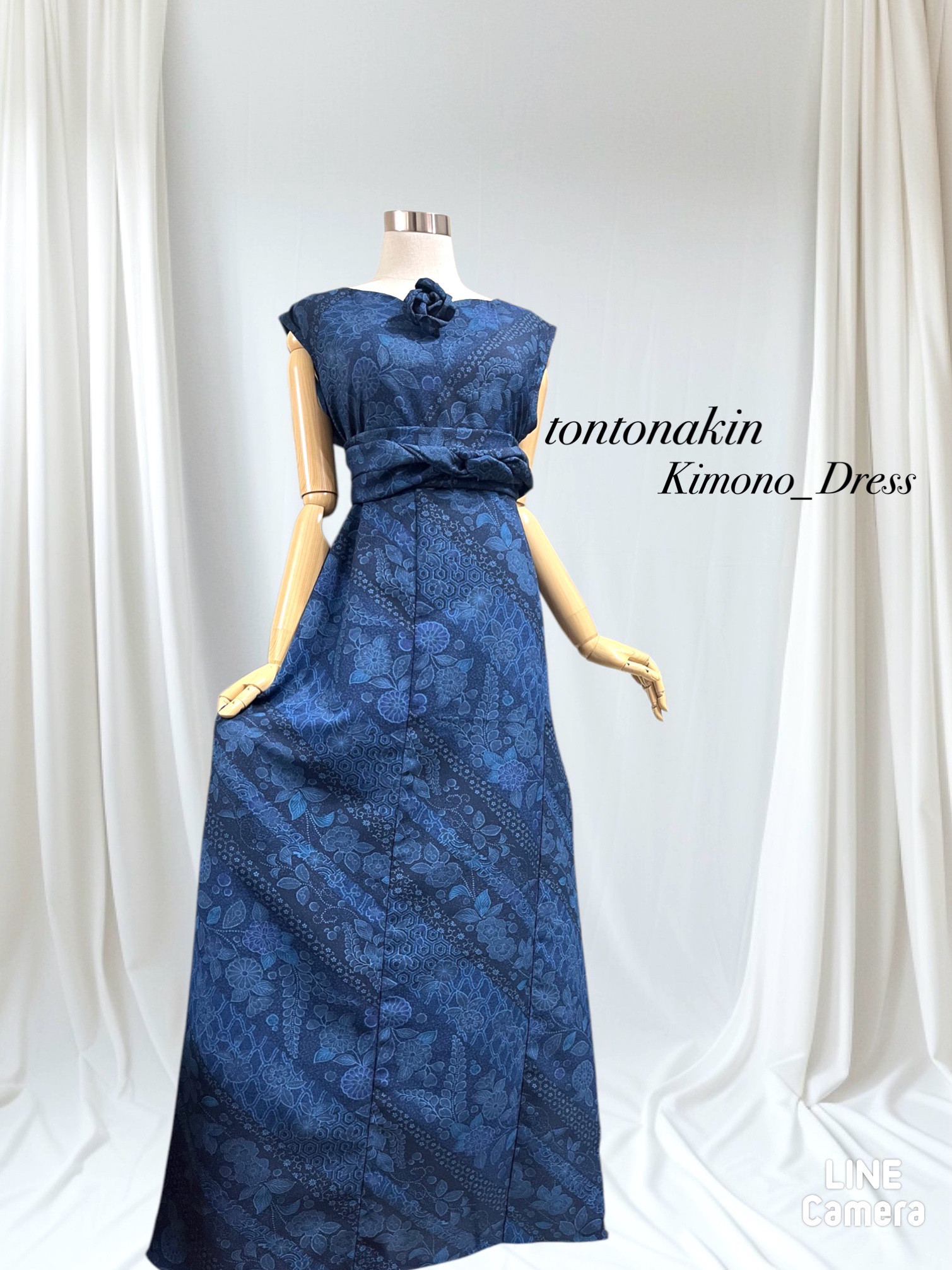 送料無料 ゆったりなのにほっそりスタイル良く見える ロングドレス コサージュ L〜LL お直し可 ハンドメイド