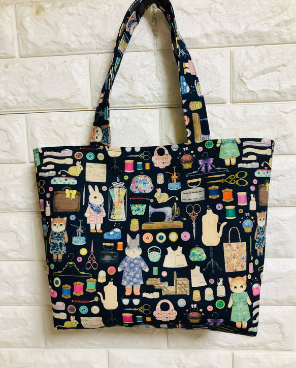 ❤️大人気yukiemonドレスメーカー柄でトートバッグ作成致します❤️ 1枚目の画像