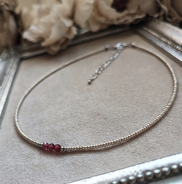 とても小さなシャンパンガーネットの３粒チョーカー（マグネット金具へ変更可能です） 14枚目の画像