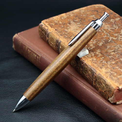 ⑰Aハンドメイド木軸シャーペンパロサント ⑰Aハンドメイド木軸シャーペンパロサント 翡翠の木 パロサント 】 木