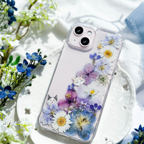Floral Whispers - 花たちと猫のささやき 押し花スマホケース 全機種