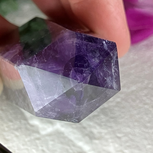 スモーキー　アメシスト　天然石　ファントム　紫水晶　虹入り　ハーフポリッシュ スモーキー アメシスト 天然石 ファントム 紫水晶 虹入り ハーフ