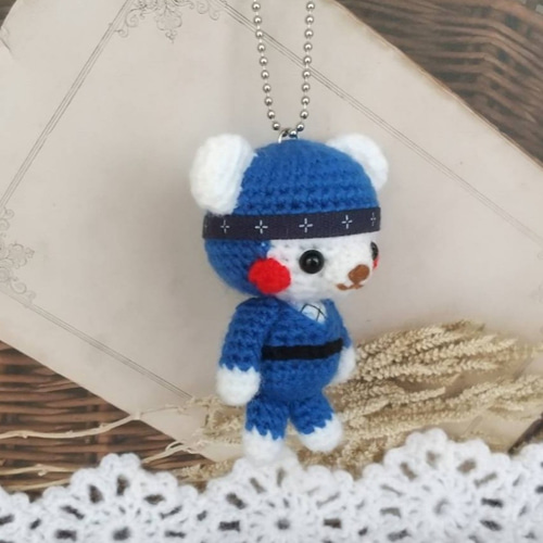 ニンニン忍者(青色)＊白クマくん＊編みぐるみキーホルダー