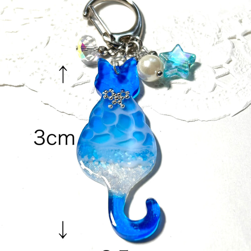 ハンドメイドレジン 海レジンチャーム レジンチャーム ネコ