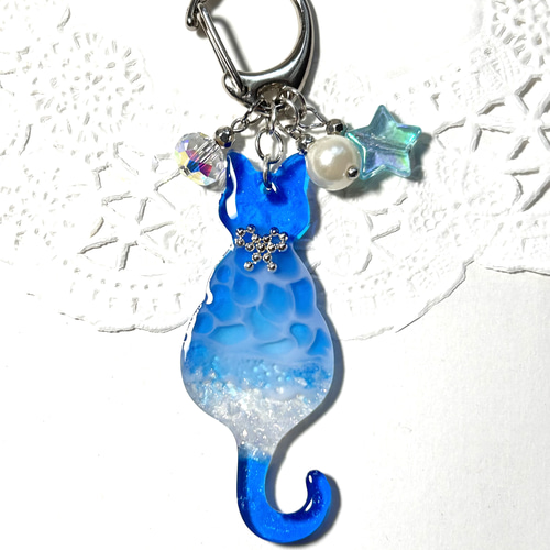 ハンドメイドレジン 海レジンチャーム レジンチャーム ネコチャーム