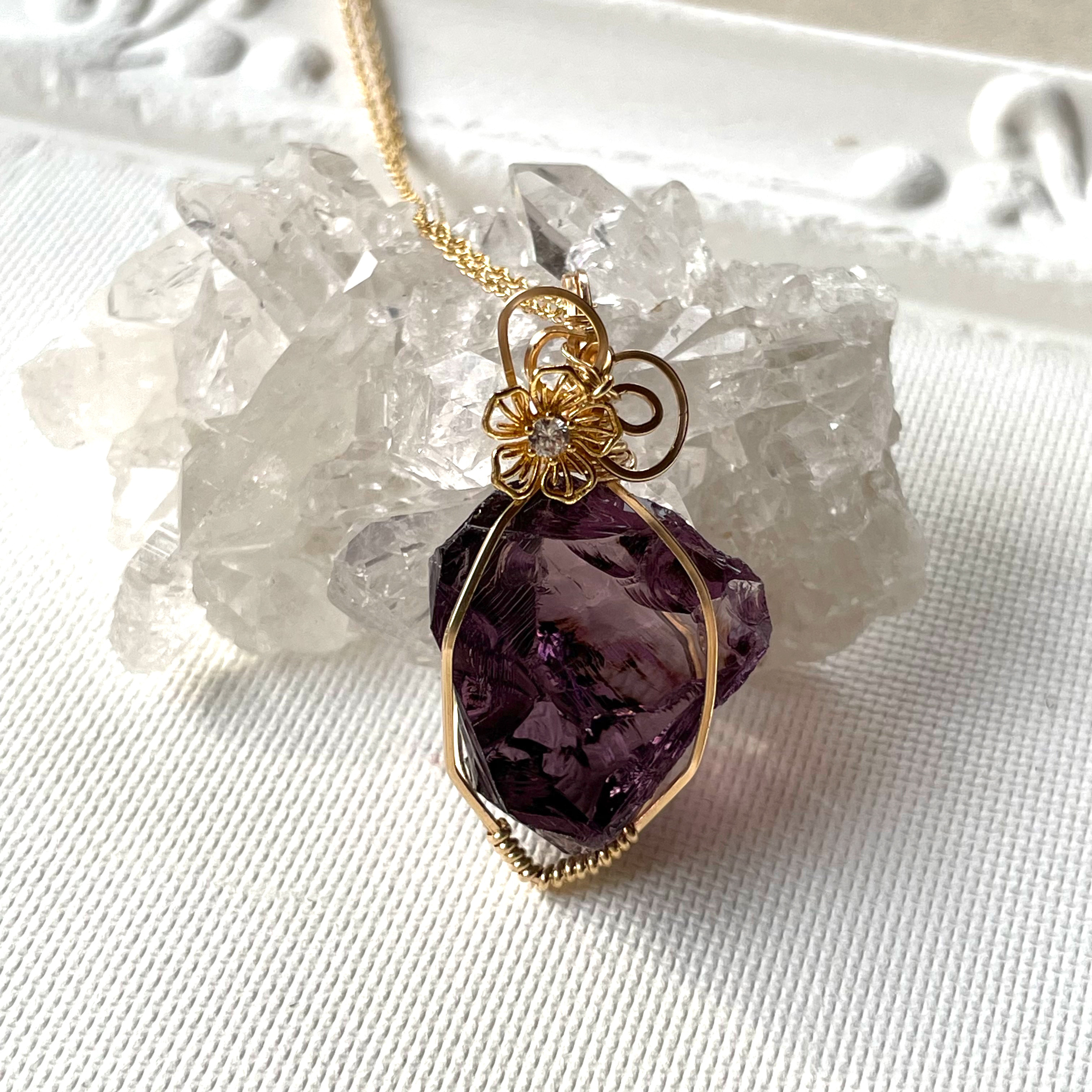アンダラクリスタル【Grace✨ソヴェレインアメジスト】✨14kgfワイヤーペンダントトップ