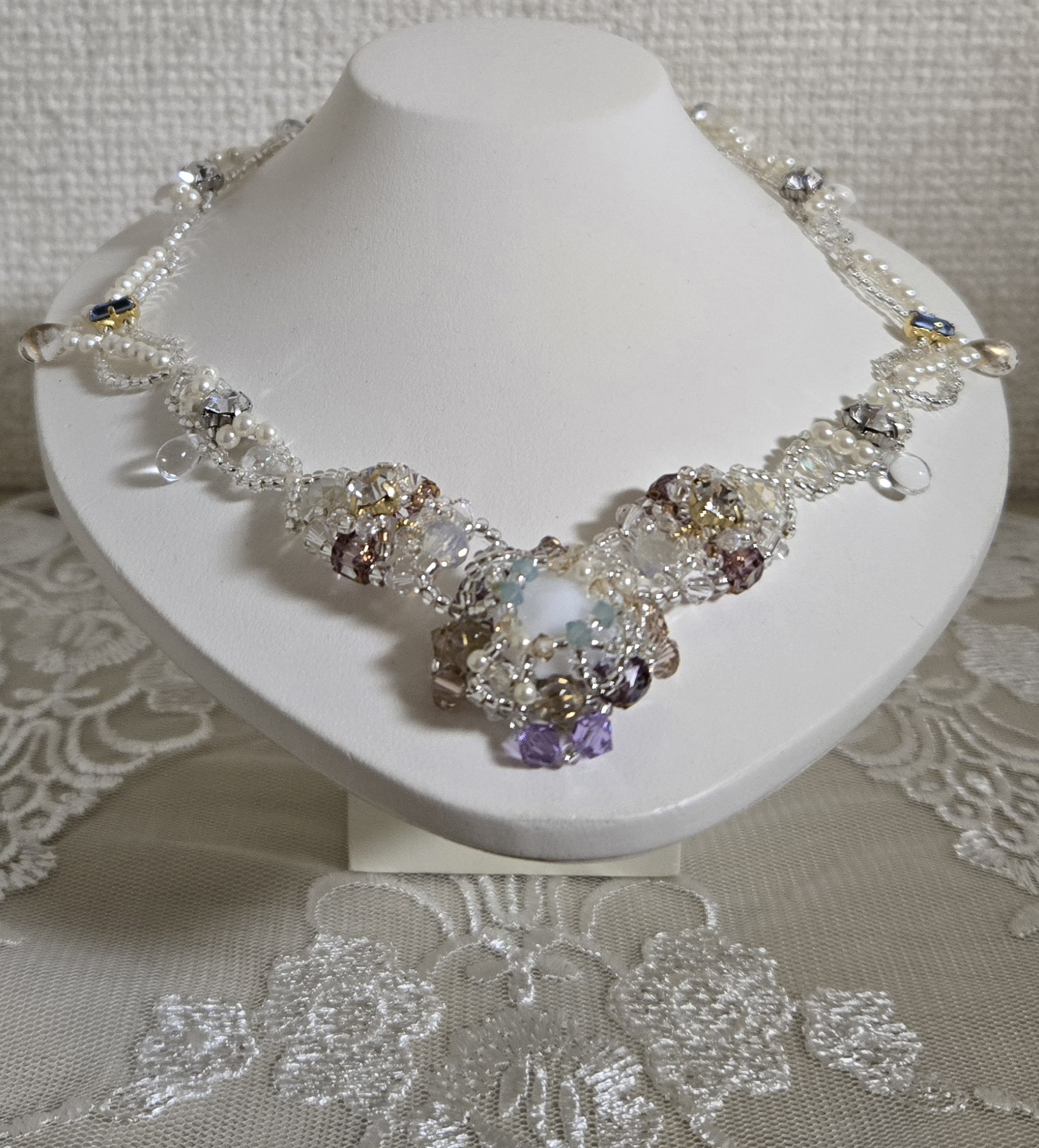 ボヘミアンクリスタル・WHオパール・シャンデリア・ネックレス