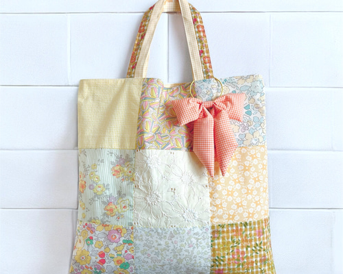 TB00 リバティプリントで作ったパッチワークのトートバッグ